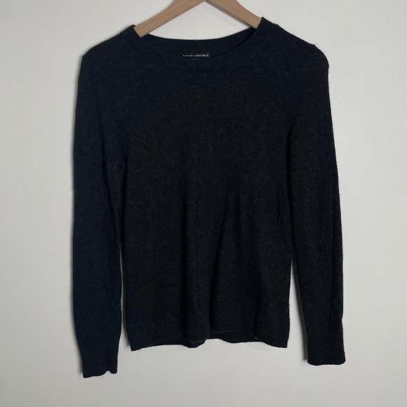 Banana Republic Sweaters - Merino Wool Cashmere Blend Sweater Women M Gray Quiet Luxury Minimalist Neutral